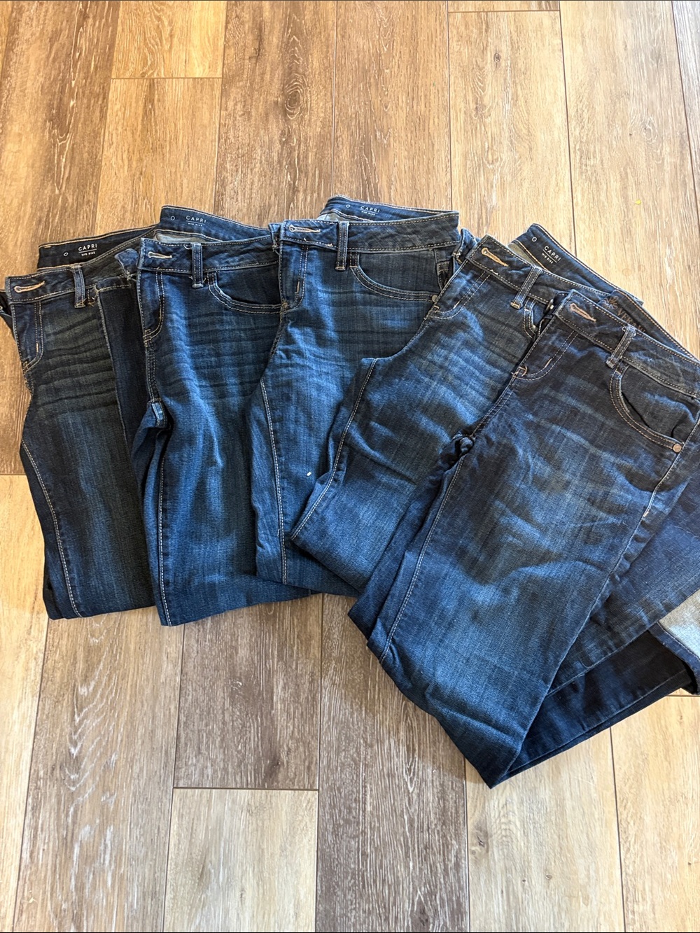 5 pairs of SIMPLY VERA CAPRIS SIZE 0